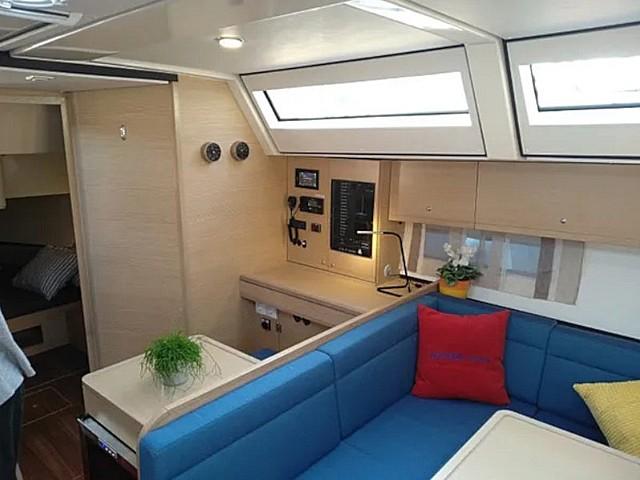 Croatia Sailing Cruise from Split to Dubrovnik — photo 19