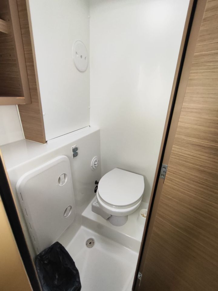 Lagoon 42 - 4 + 2 cab. — photo 14