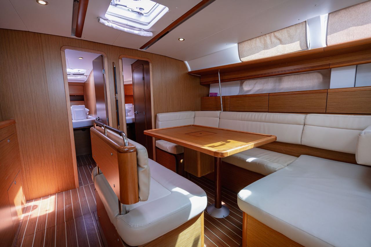 Sun Odyssey 49i — photo 15