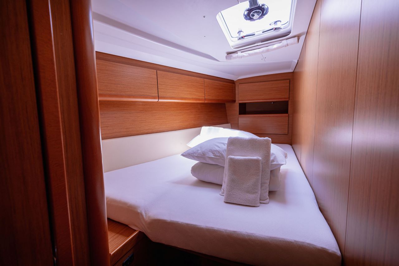 Sun Odyssey 49i — photo 22