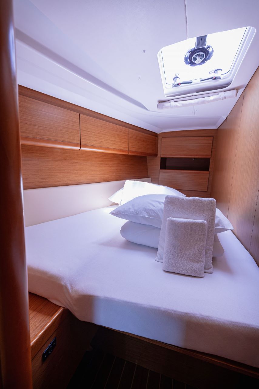 Sun Odyssey 49i — photo 24