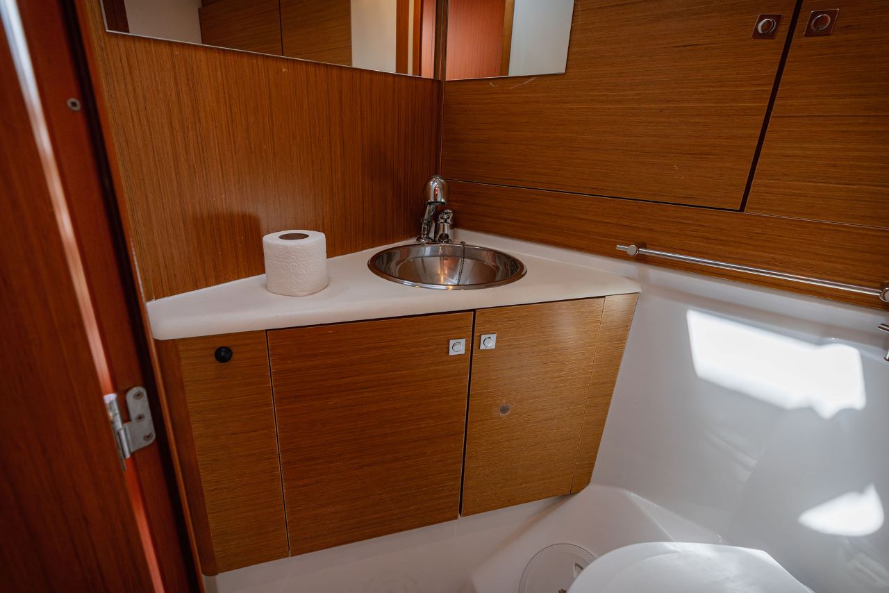 Sun Odyssey 49i — photo 31
