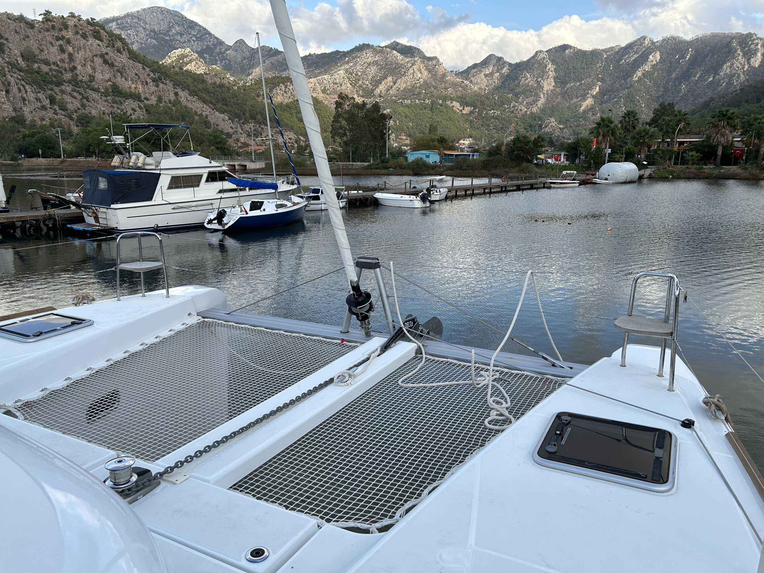 Lagoon 40 - 4 + 2 cab — photo 9