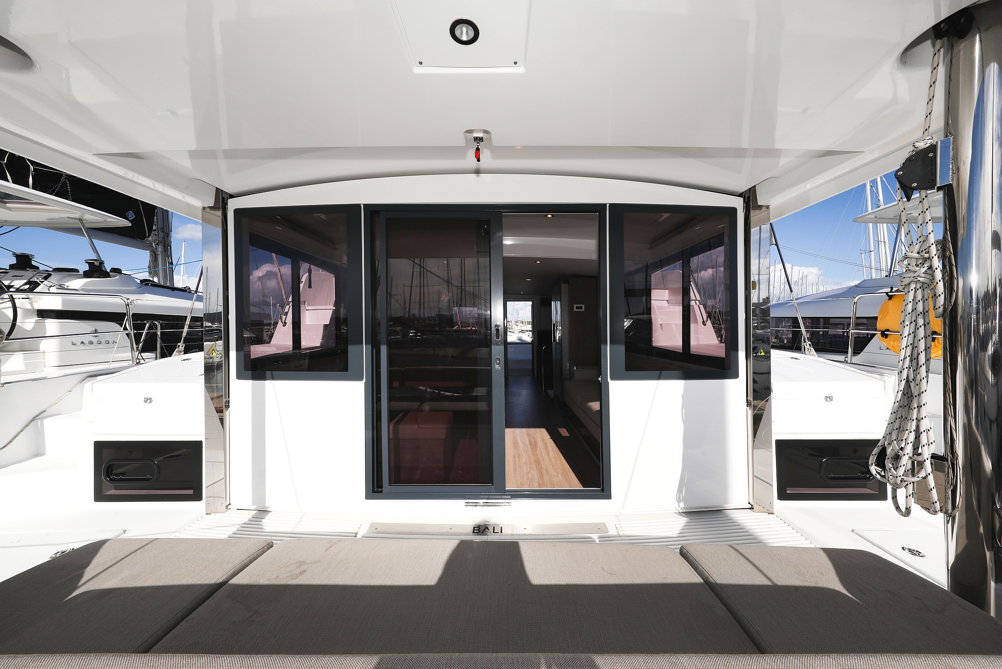 Bali 4.4 - 4 + 2 cab. — photo 5