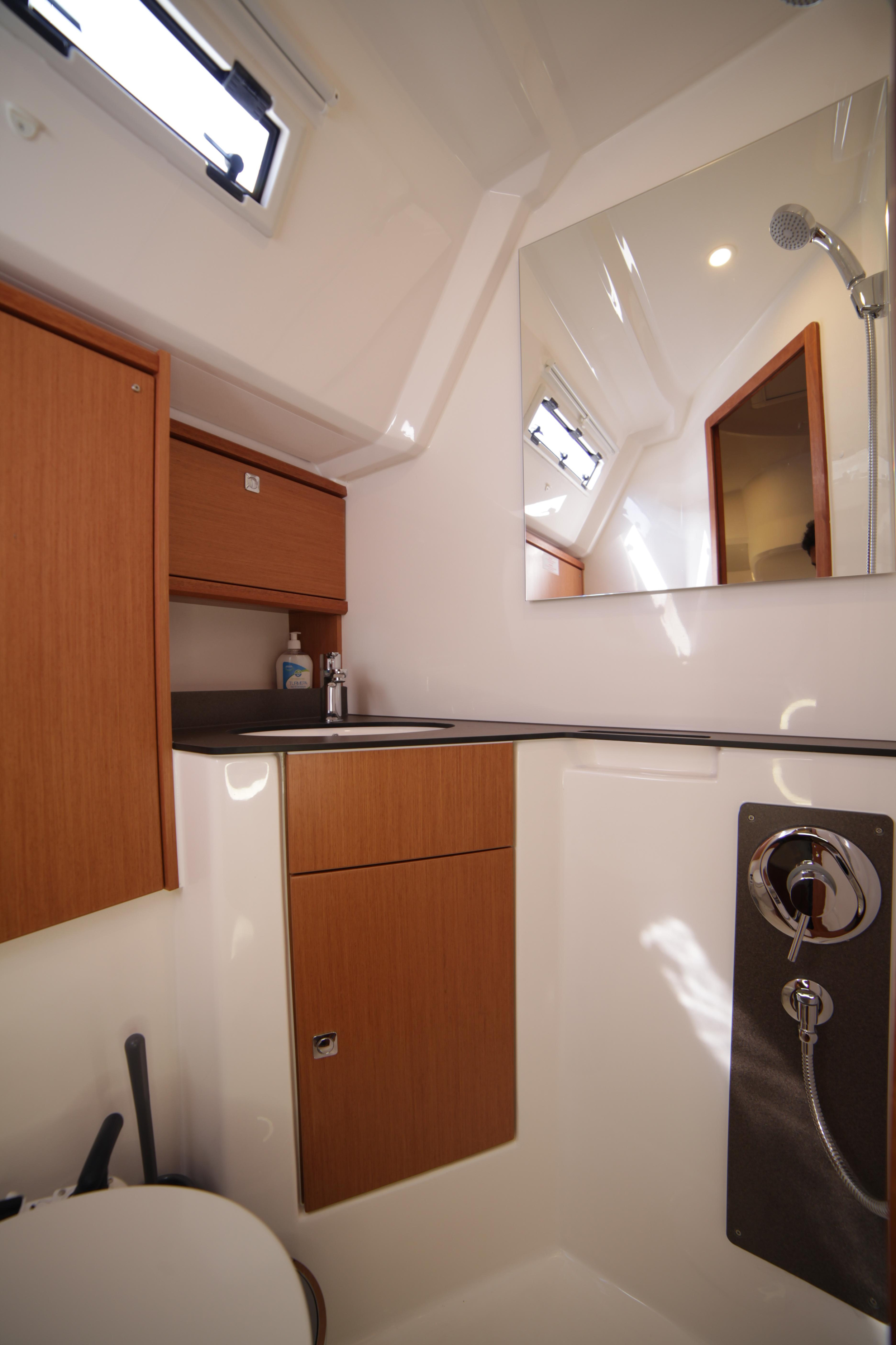 Bavaria Cruiser 46 - 4 cab. — photo 17