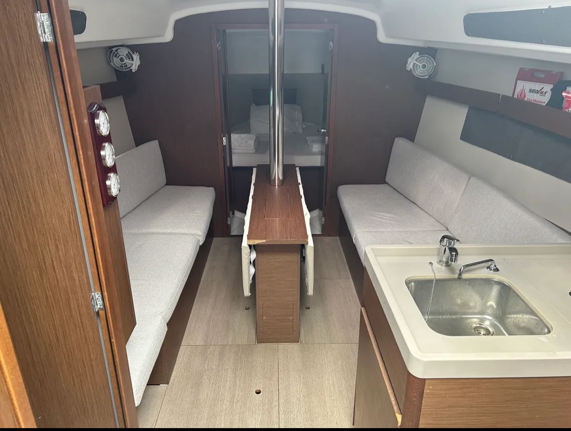Oceanis 34.1 - 3 cab. — photo 10