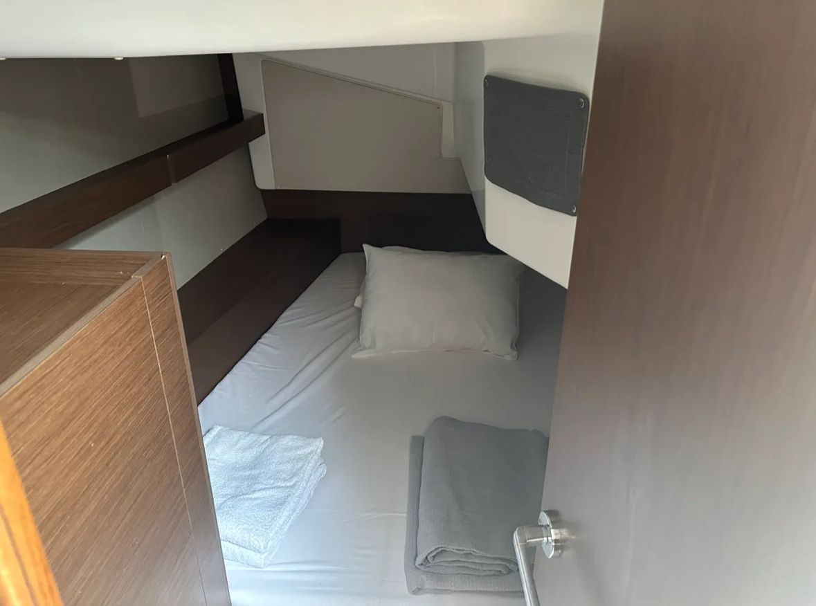 Oceanis 34.1 - 3 cab. — photo 15