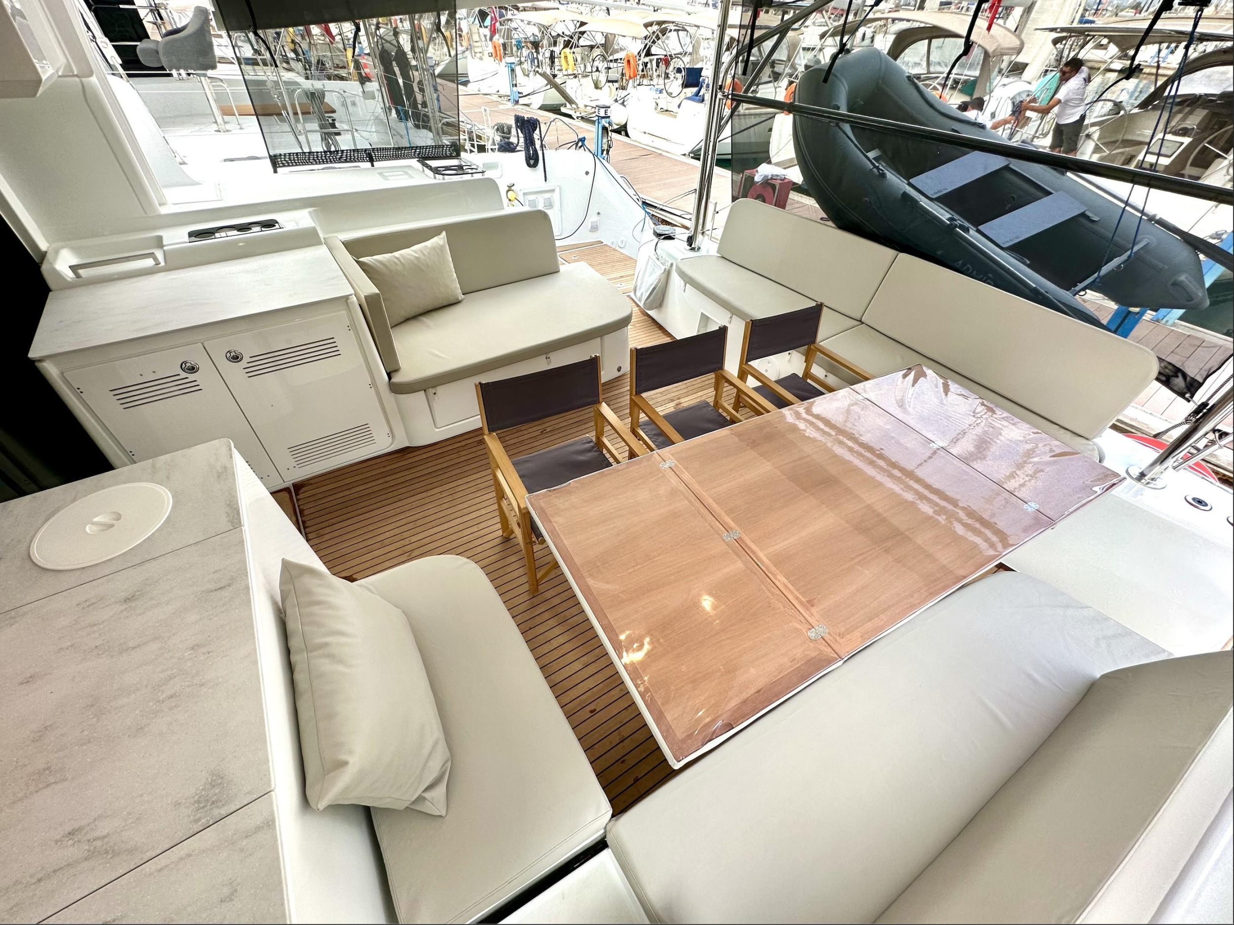 Lagoon 46 - 4 + 1 cab. — photo 9