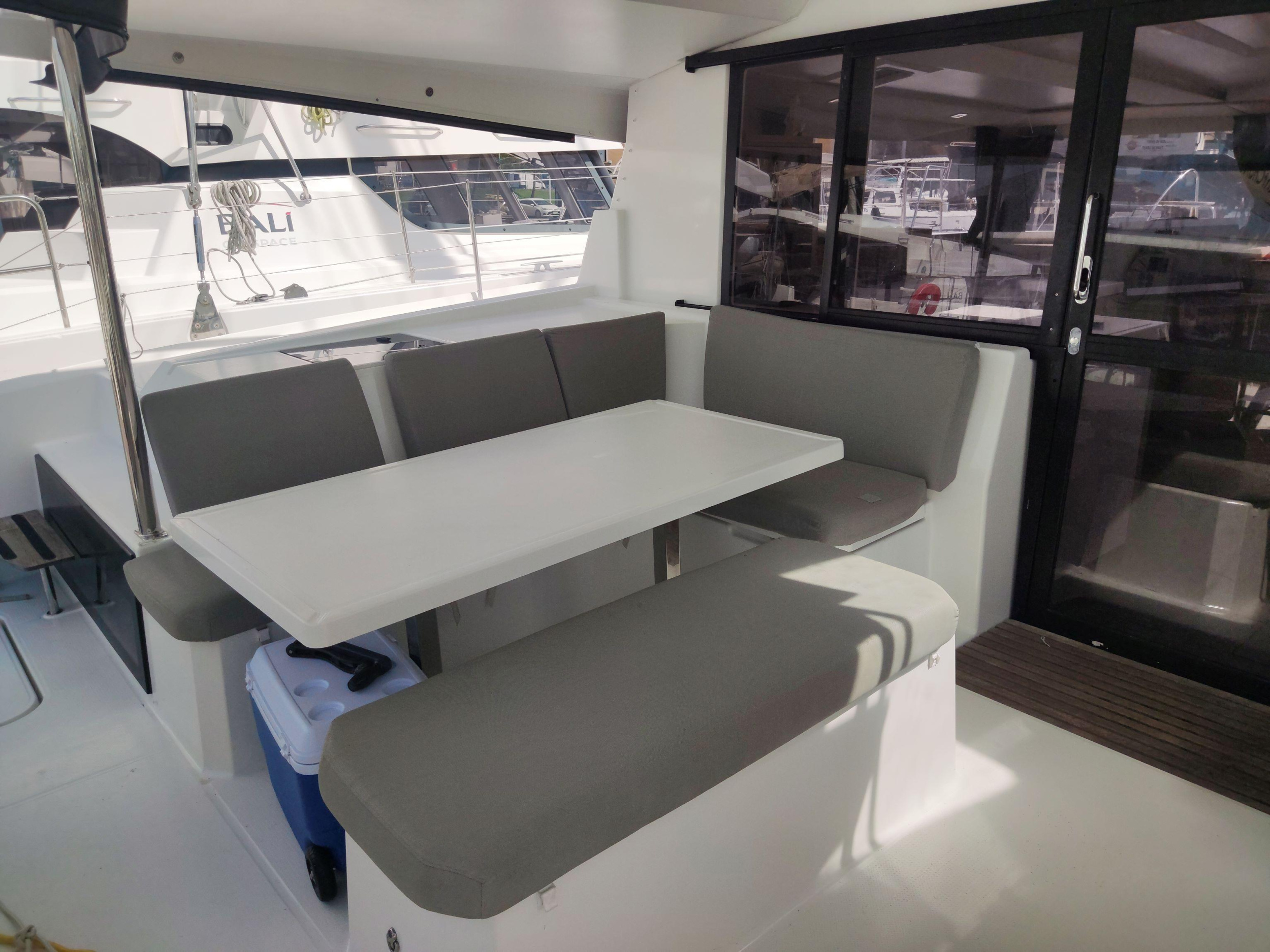 Fountaine Pajot Astrea 42 - 4 + 2 cab. — photo 8
