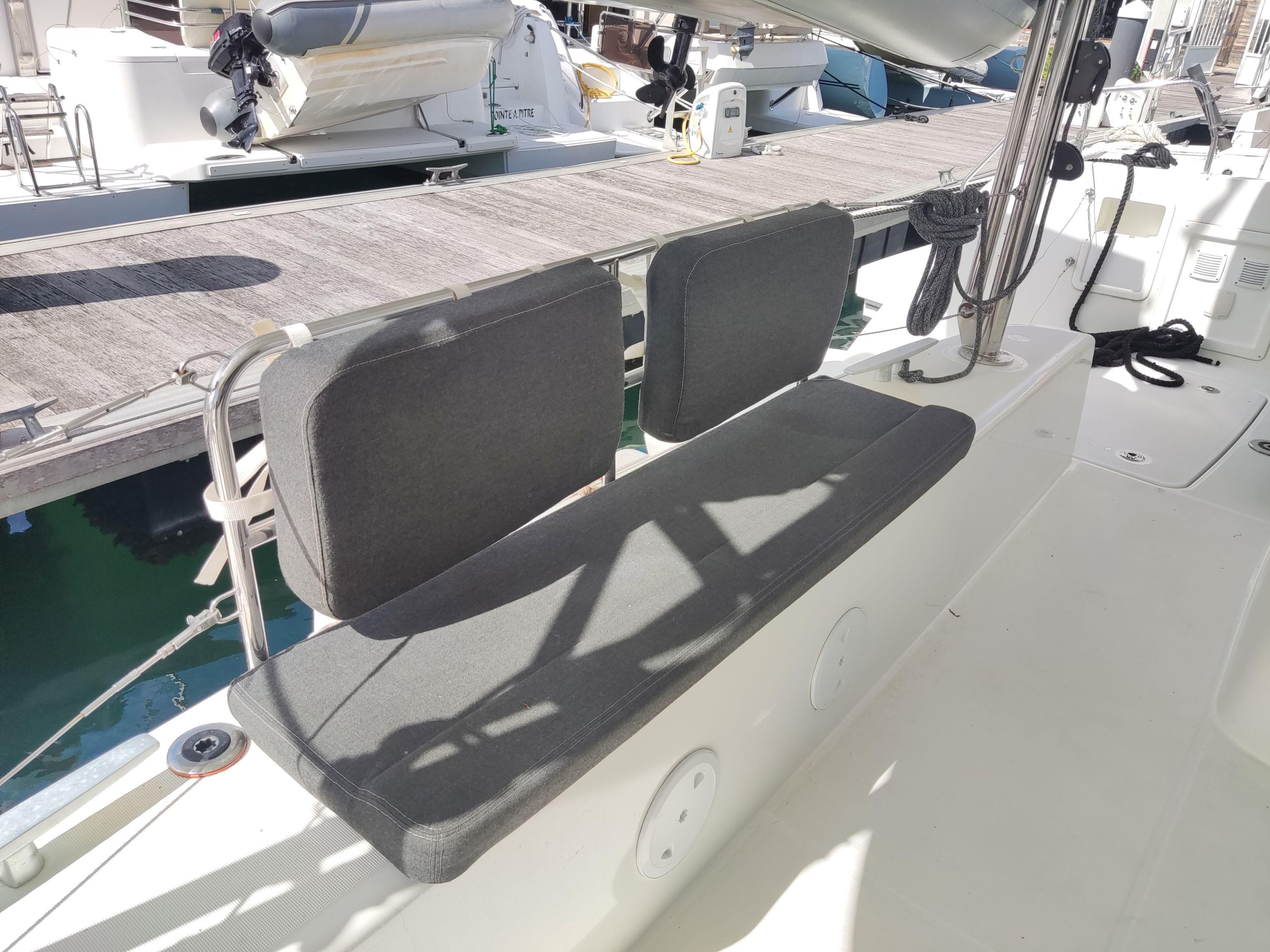 Lagoon 42 - 4 + 2 cab. — photo 13