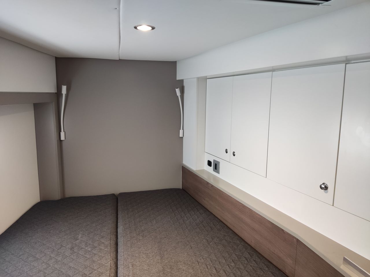 Bali 4.2 - 4 + 2 cab. — photo 18