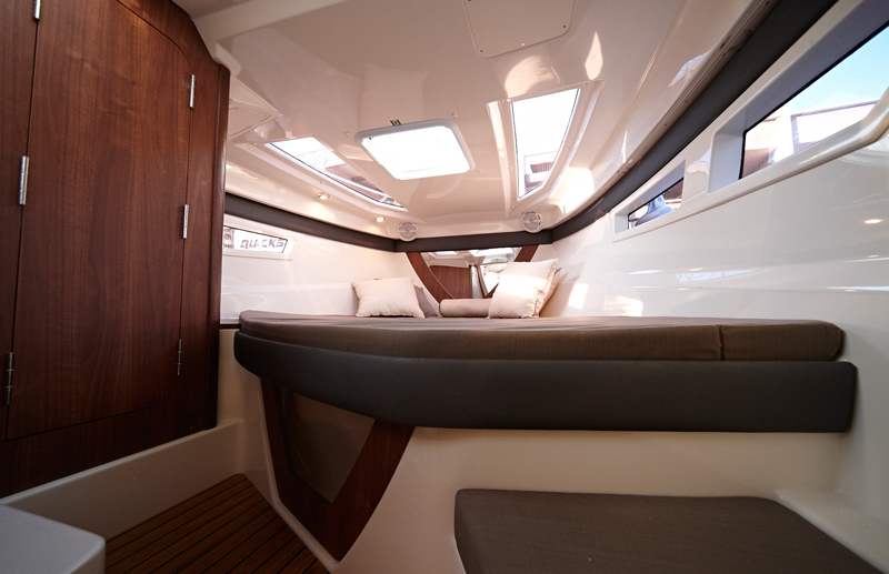 Quicksilver Activ 805 Cruiser — photo 3