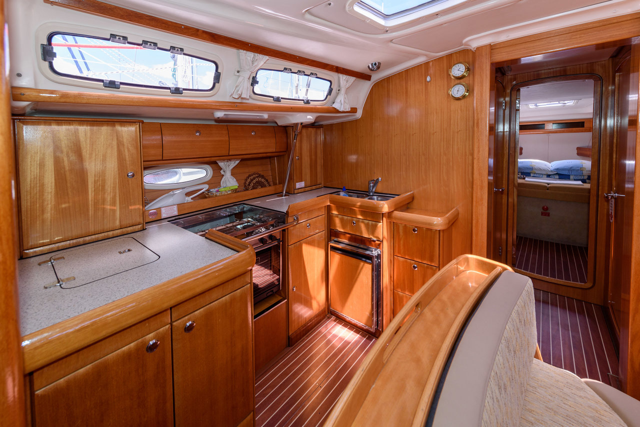Bavaria 46 Cruiser — photo 6
