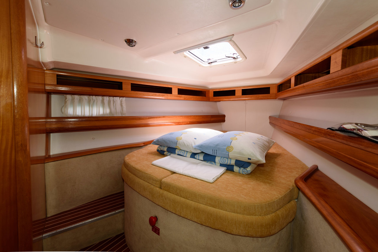 Bavaria 46 Cruiser — photo 10