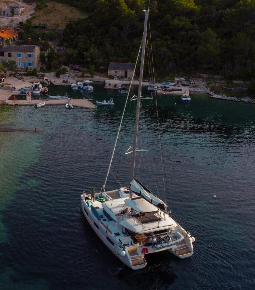Lagoon 46 - 4 + 2 cab. — photo 4