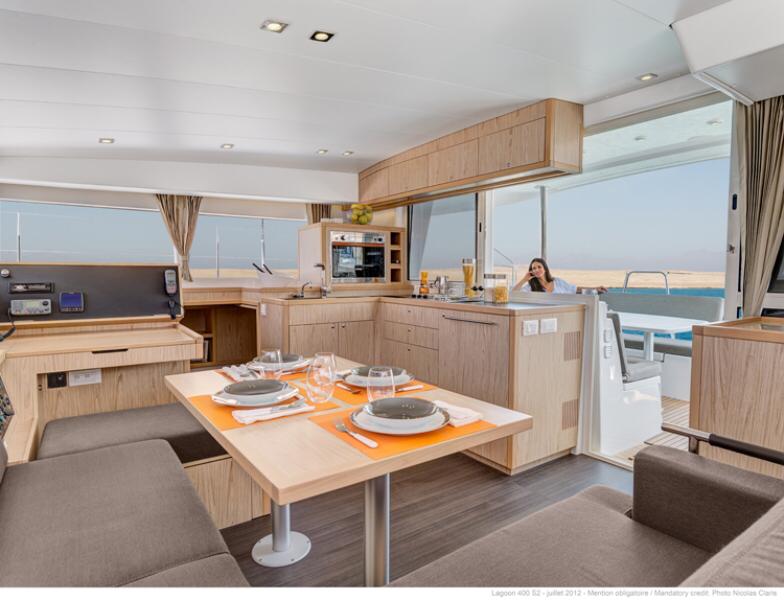 Lagoon 400 S2 — photo 7