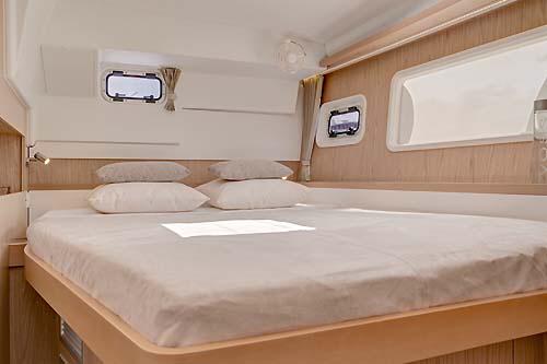 Lagoon 400 S2 — photo 12