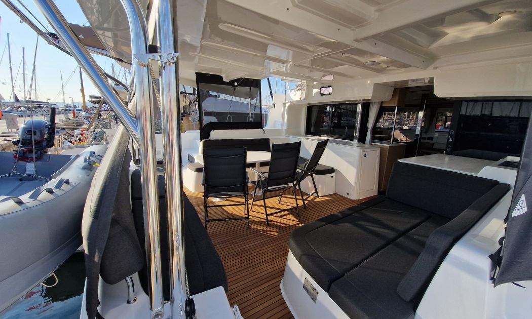 Lagoon 46 - 4 + 2 cab. — photo 8