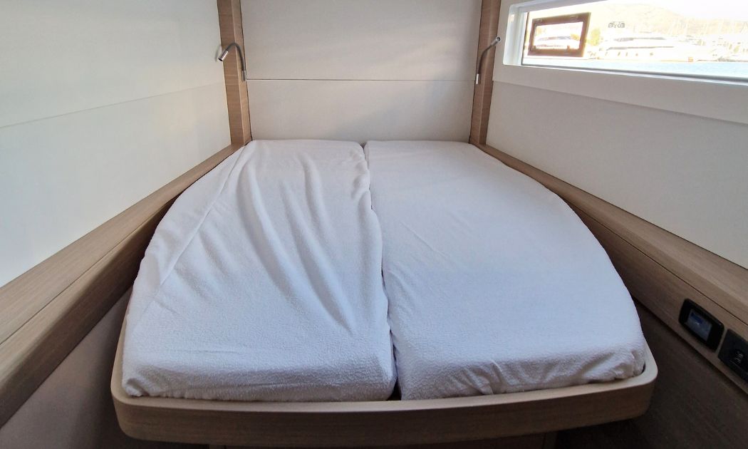 Lagoon 46 - 4 + 2 cab. — photo 13