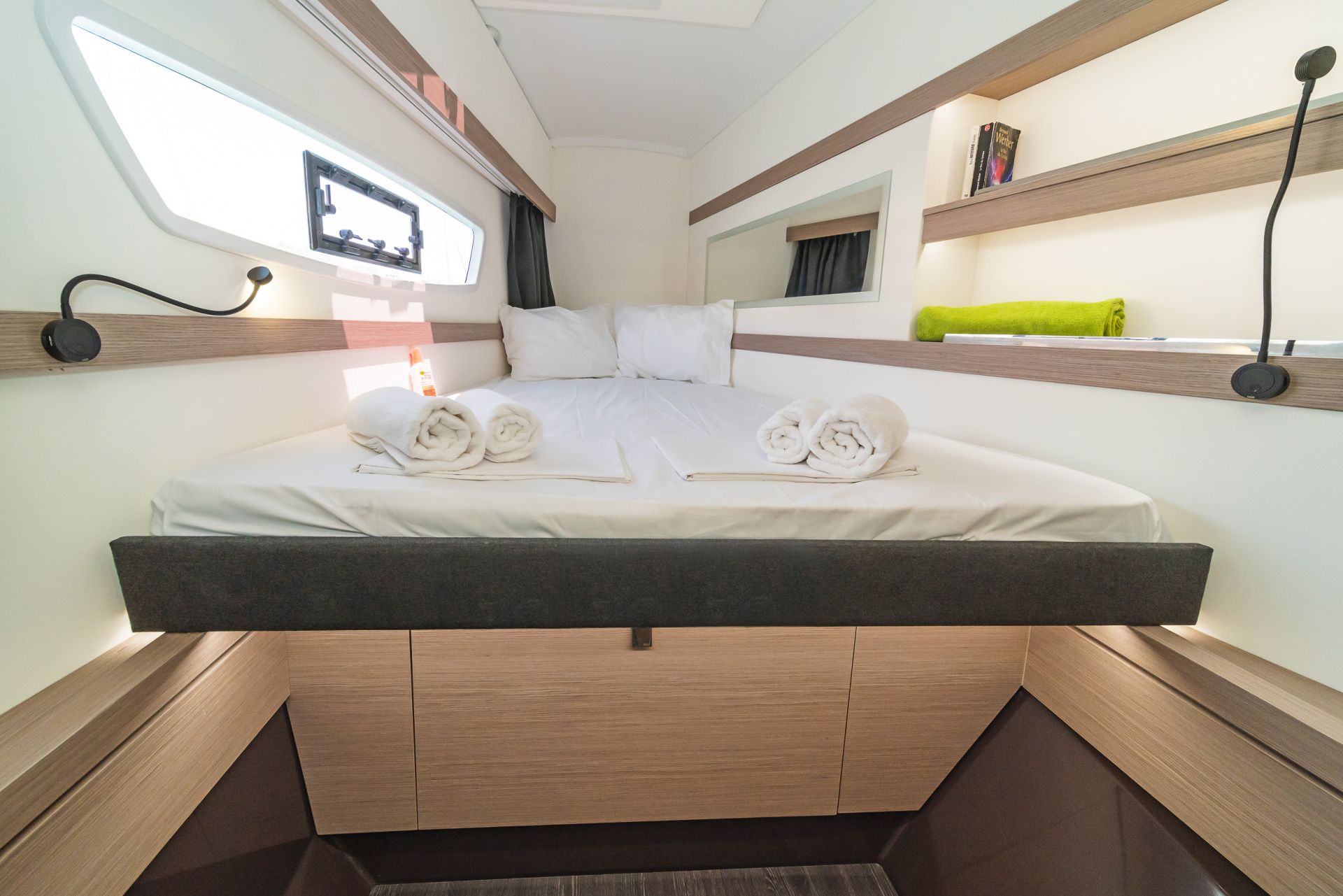 Fountaine Pajot Isla 40 - 4 + 1 cab. — photo 10