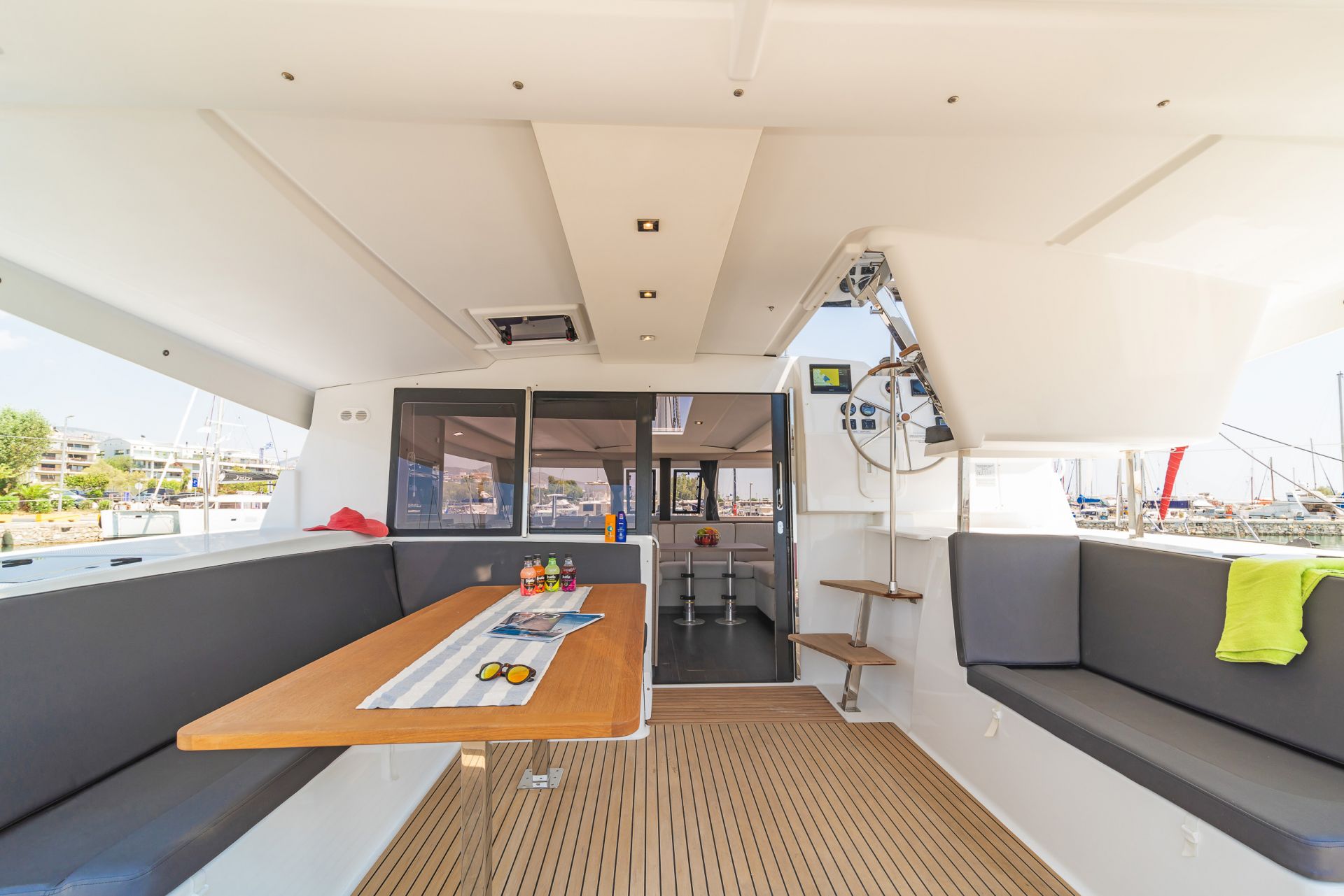 Fountaine Pajot Isla 40 - 4 + 1 cab. — photo 15