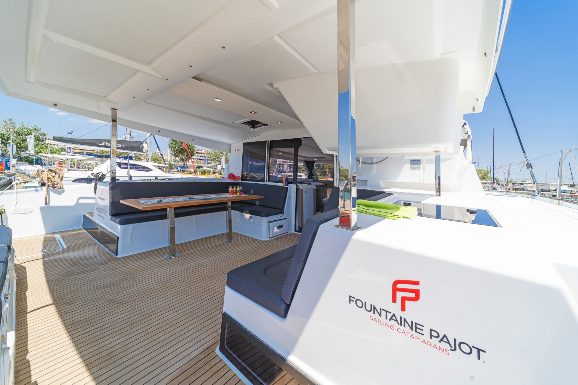 Fountaine Pajot Isla 40 - 4 + 1 cab. — photo 16