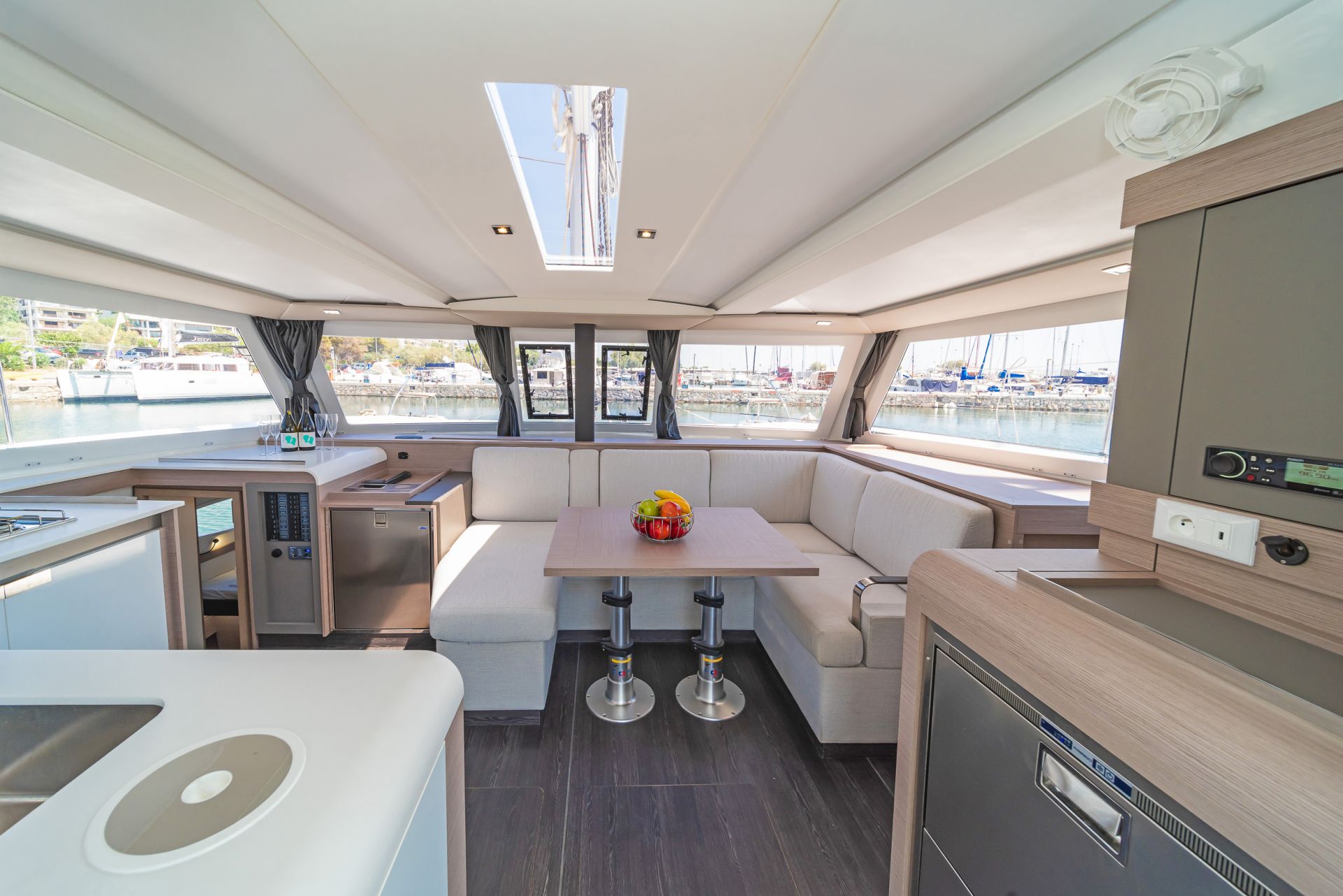 Fountaine Pajot Isla 40 - 4 + 1 cab. — photo 5