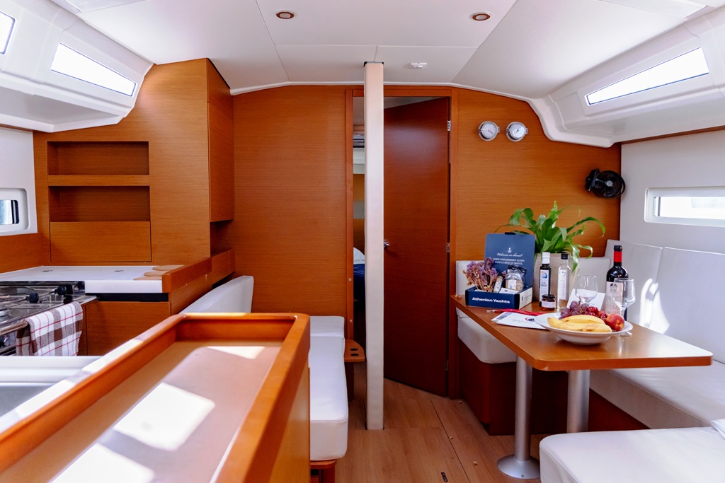 Sun Odyssey 410 - 3 cab. — photo 6