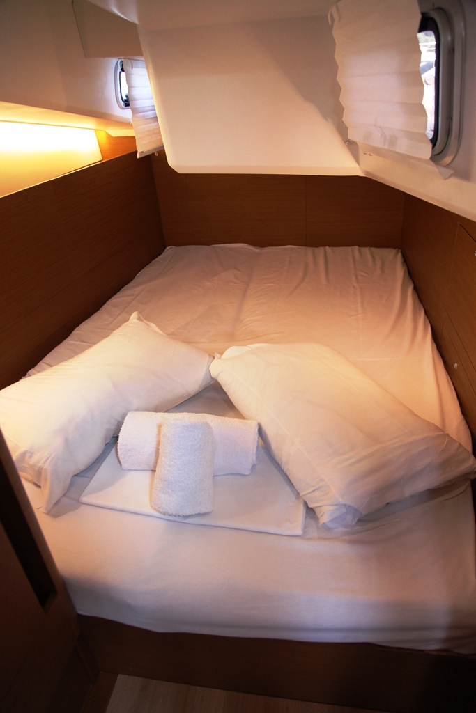 Sun Odyssey 410 - 3 cab. — photo 10