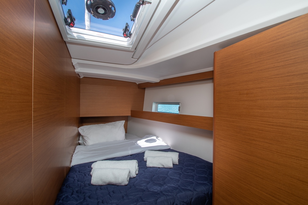 Sun Odyssey 490 - 4 cab. — photo 4