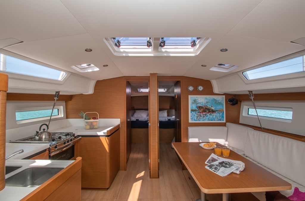 Sun Odyssey 490 - 4 cab. — photo 8
