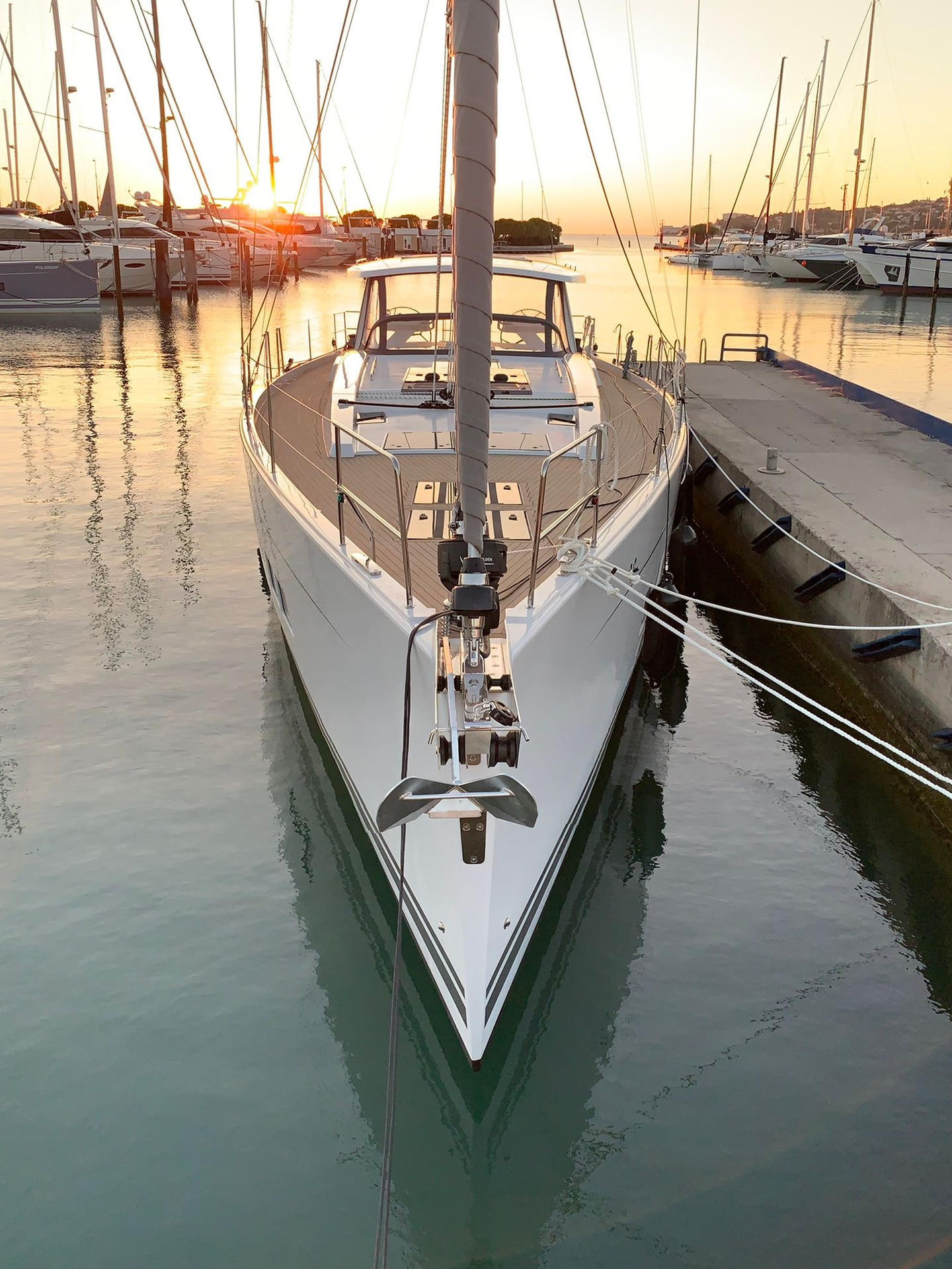 Hanse 588 - 3 + 1 cab. — photo 31