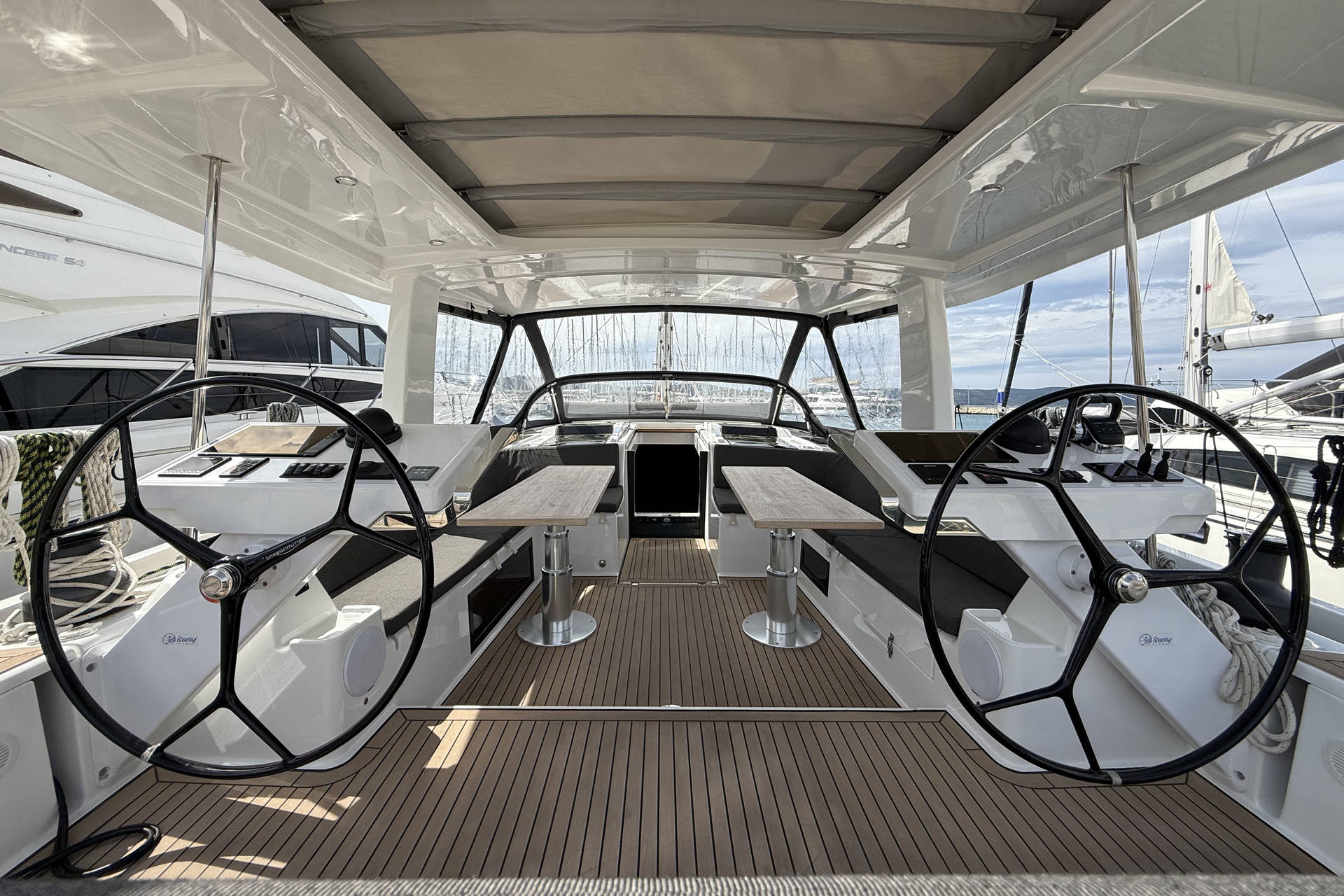 Hanse 588 - 3 + 1 cab. — photo 37