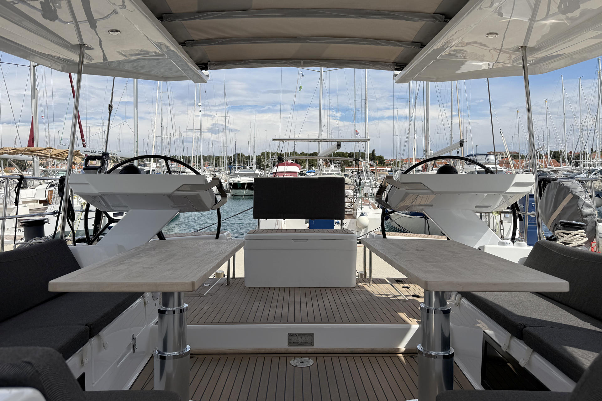 Hanse 588 - 3 + 1 cab. — photo 39