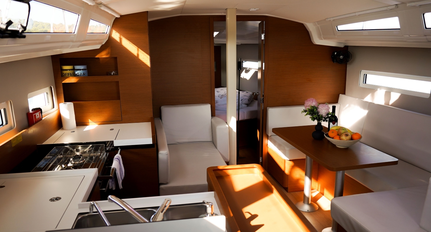 Sun Odyssey 410 - 3 cab. — photo 10
