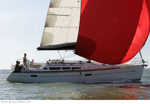 Sun Odyssey 42i — photo 1