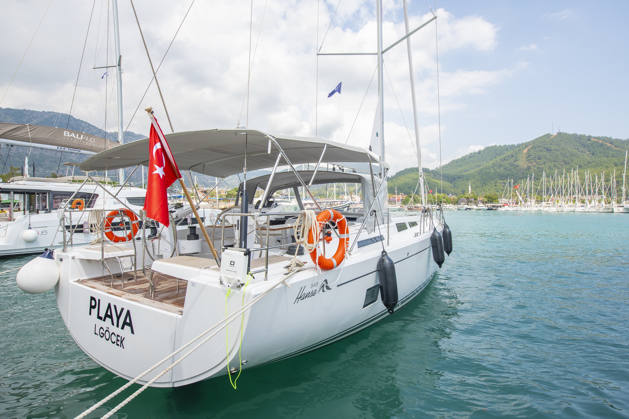 Hanse 548 - 5 + 1 cab. — photo 3