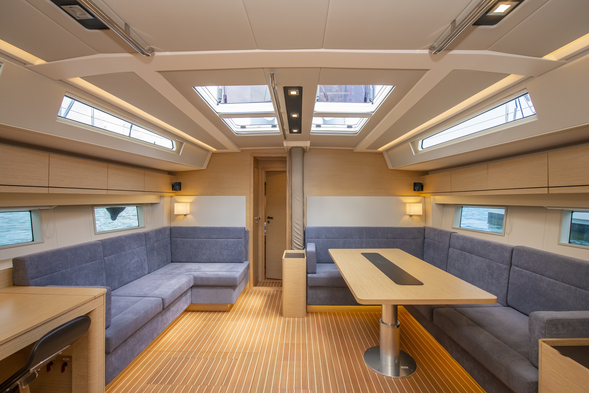 Hanse 548 - 5 + 1 cab. — photo 7