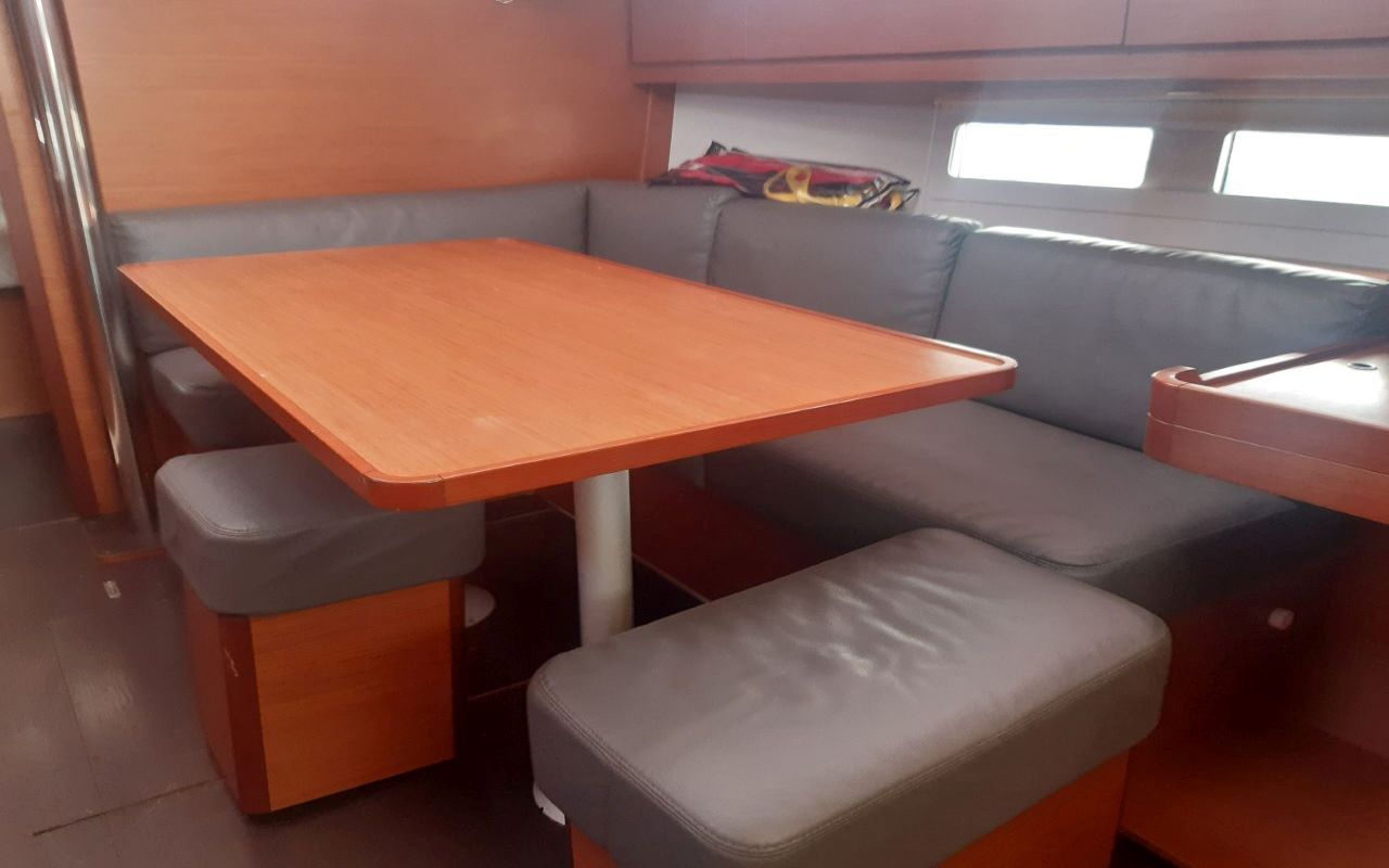 Dufour 390 GL — photo 7