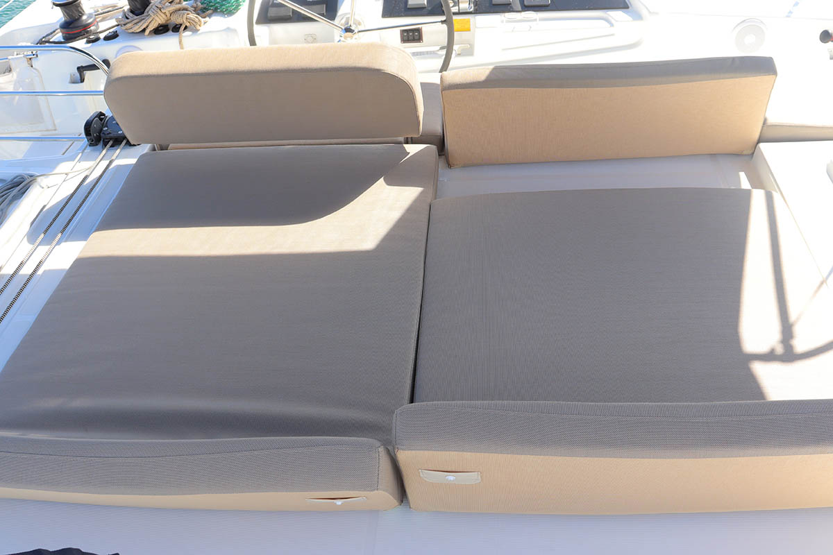 Lagoon 46 - 4 + 2 cab. — photo 3