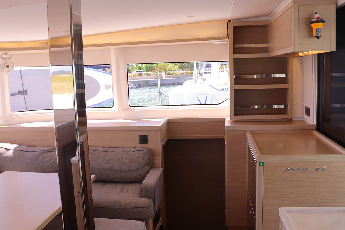 Lagoon 46 - 4 + 2 cab. — photo 11