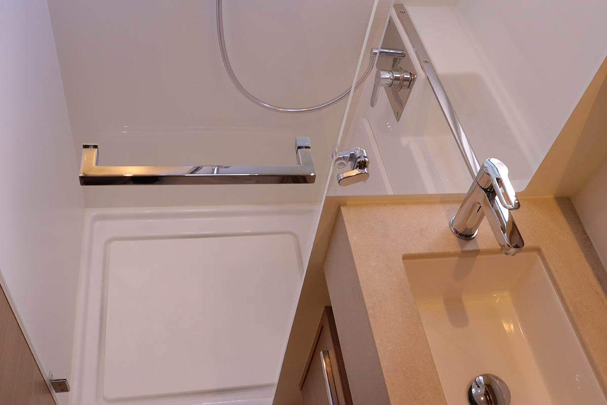 Lagoon 46 - 4 + 2 cab. — photo 20