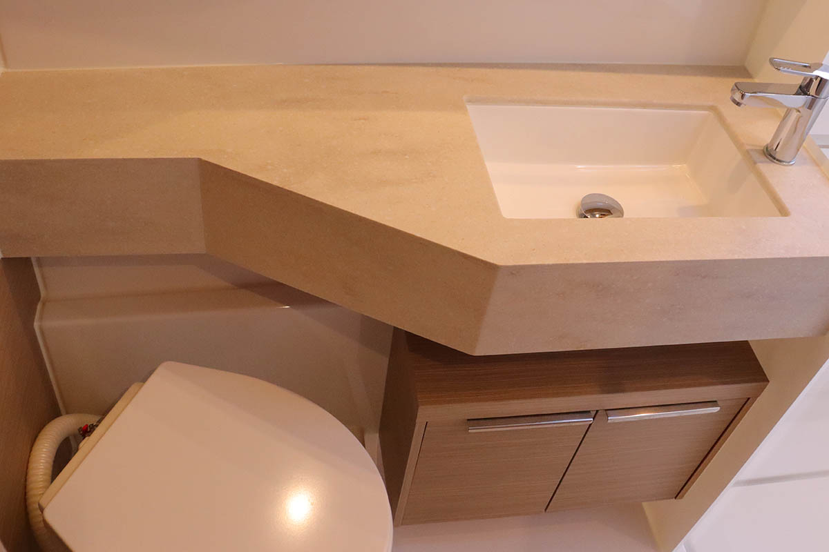 Lagoon 46 - 4 + 2 cab. — photo 21