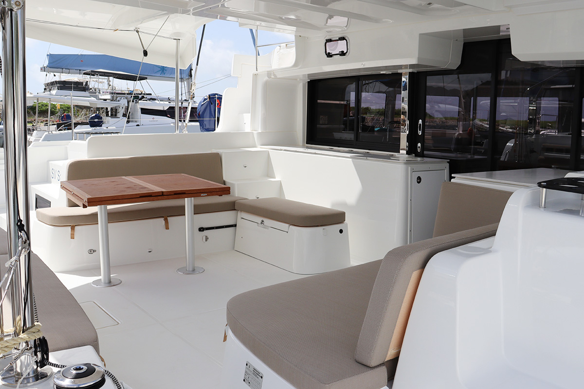 Lagoon 46 - 4 + 2 cab. — photo 3