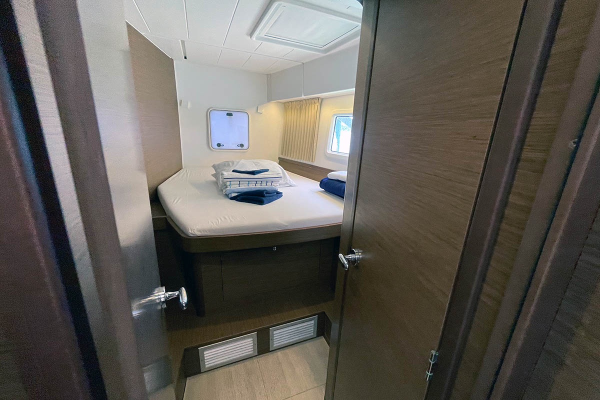 Lagoon 42 - 4 + 2 cab. — photo 16