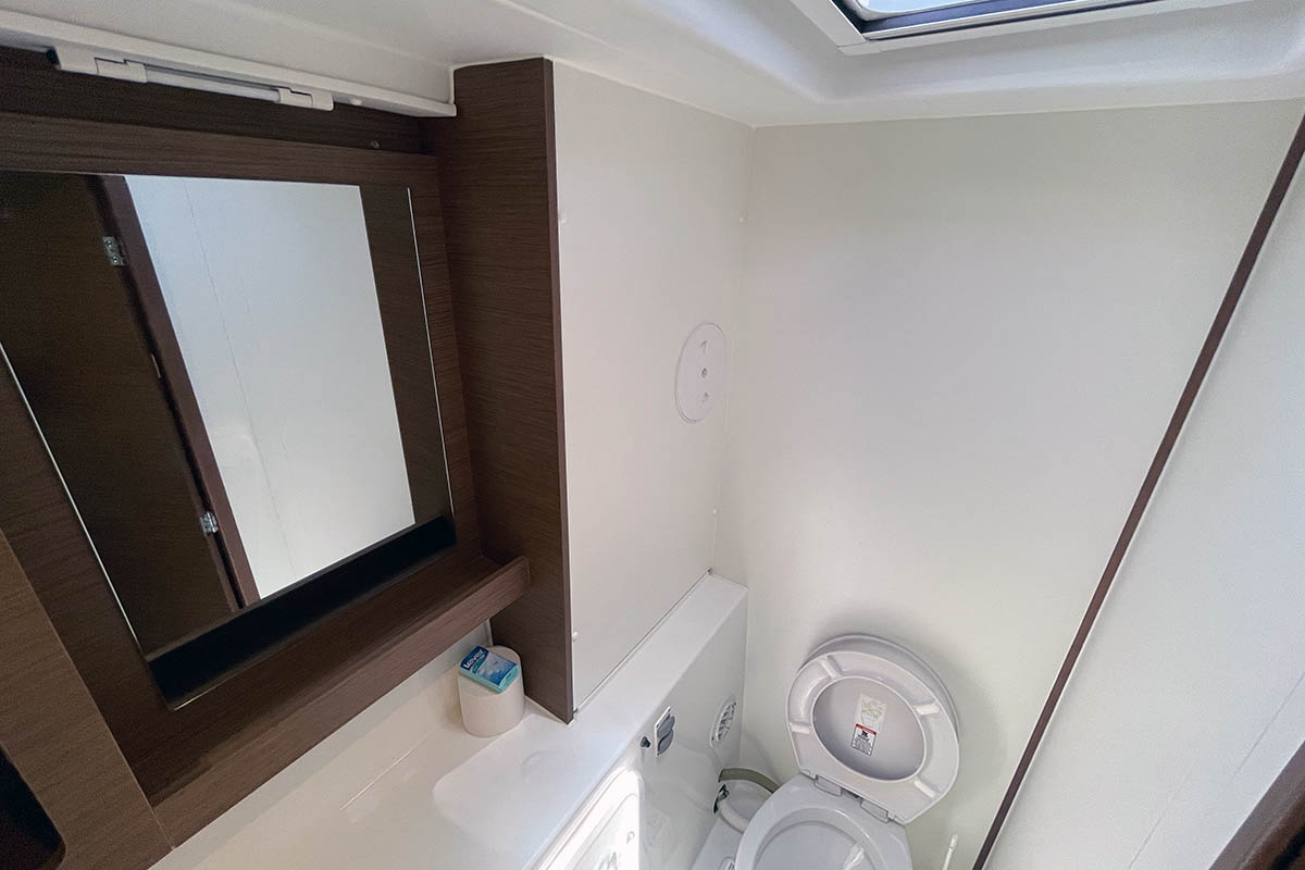 Lagoon 42 - 4 + 2 cab. — photo 21