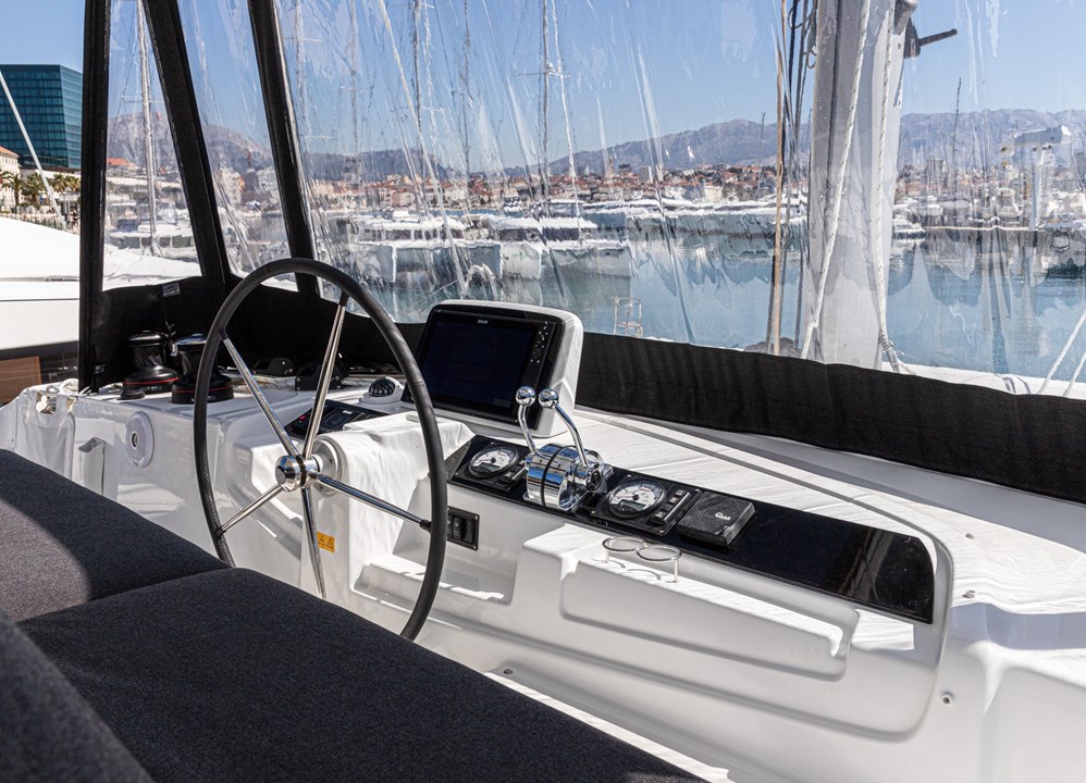Lagoon 46 - 4 + 2 cab. — photo 5