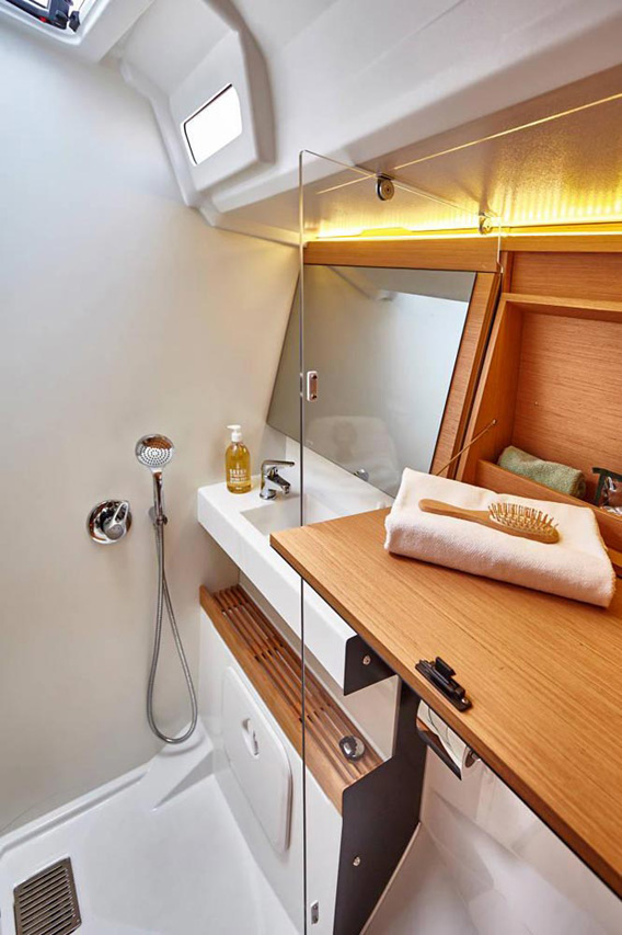 Sun Odyssey 440 - 4 cab. — photo 10