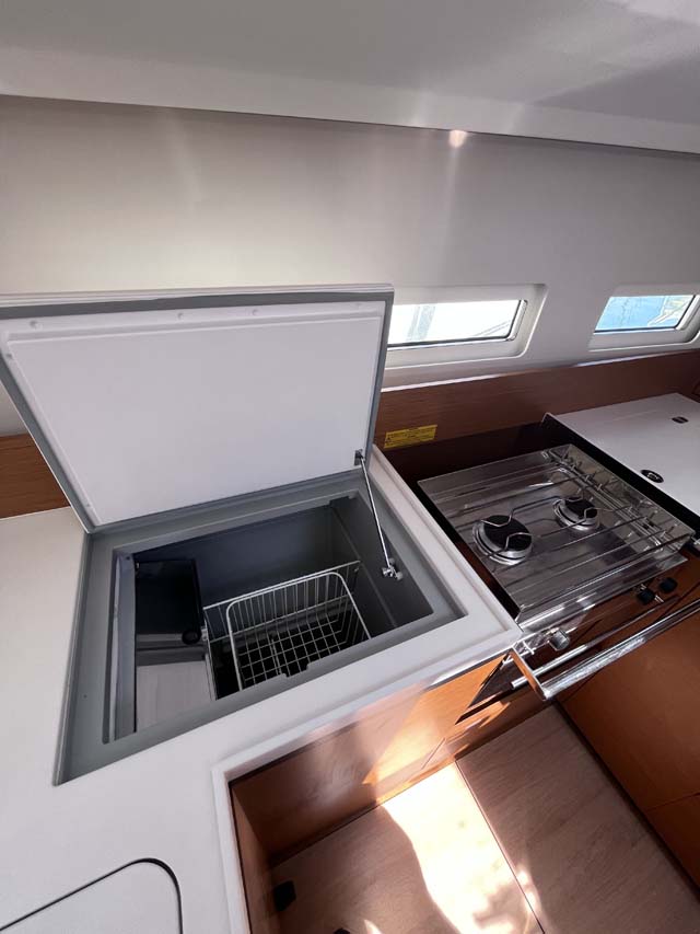 Sun Odyssey 410 - 3 cab. — photo 13