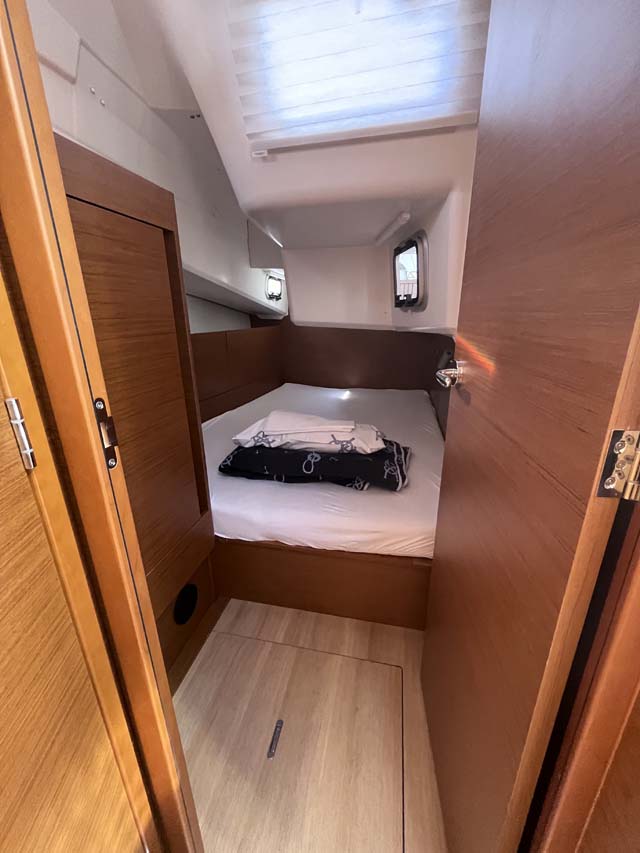 Sun Odyssey 410 - 3 cab. — photo 17